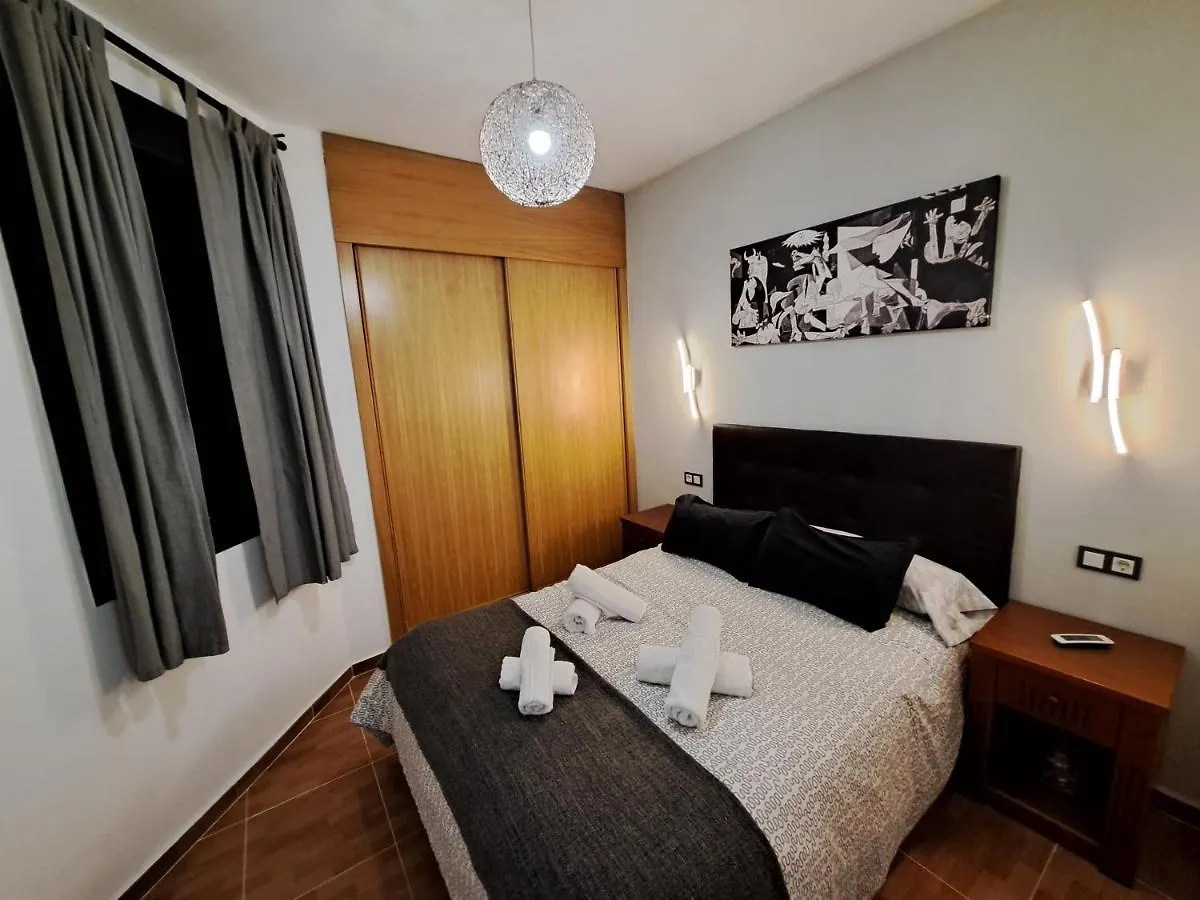 Apartamento Eursu centro con piscina Málaga 0*,  Spagna