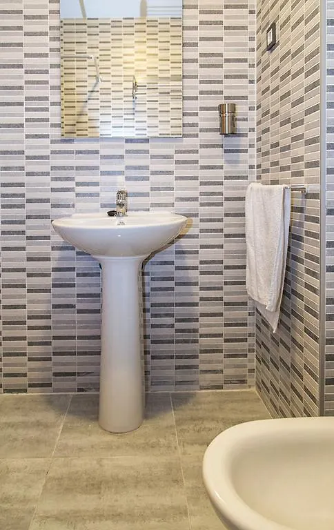 Apartamento Eursu centro con piscina Málaga Spagna